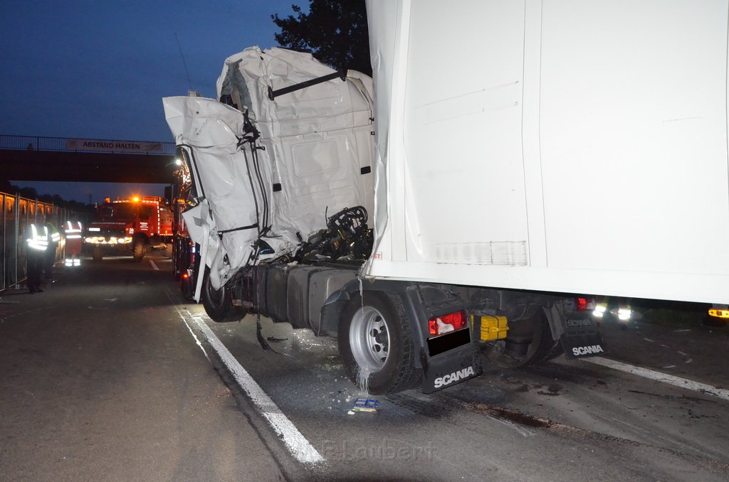 Wieder schwerer VU A 1 Rich Saarbruecken vorm AK Leverkusen P2785.JPG - Miklos Laubert